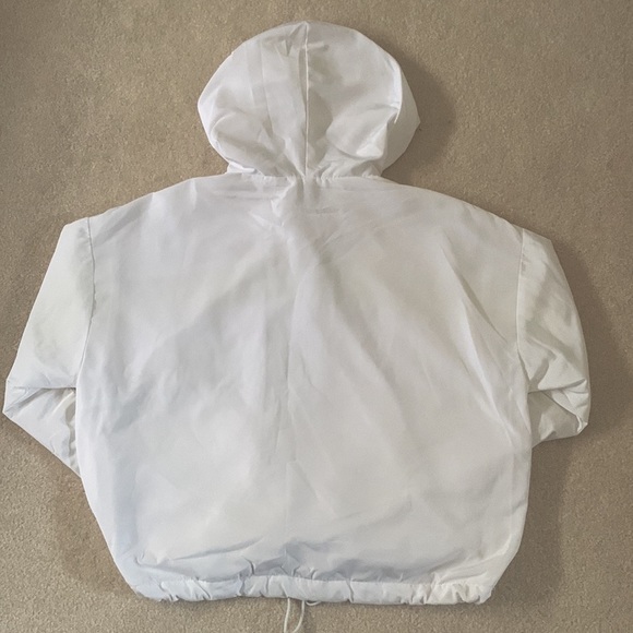 Windbreaker - Picture 2 of 4